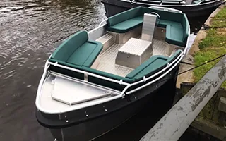 8 persoons sloep huren in Giethoorn