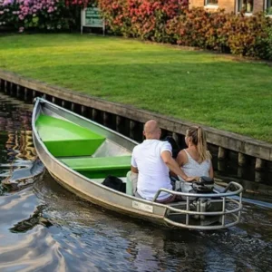 Fluisterbootje huren in Giethoorn Noord